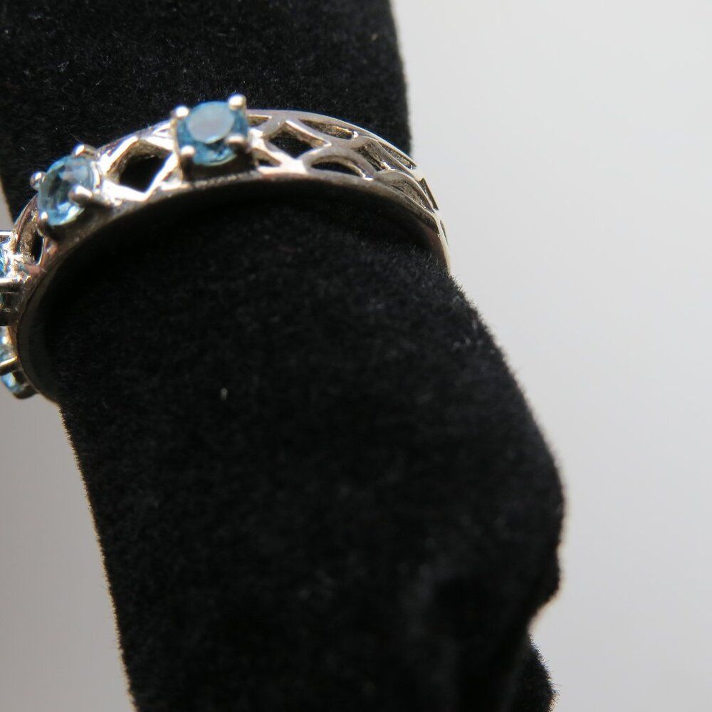 *925 Sterling Silver Genuine Topaz Ring